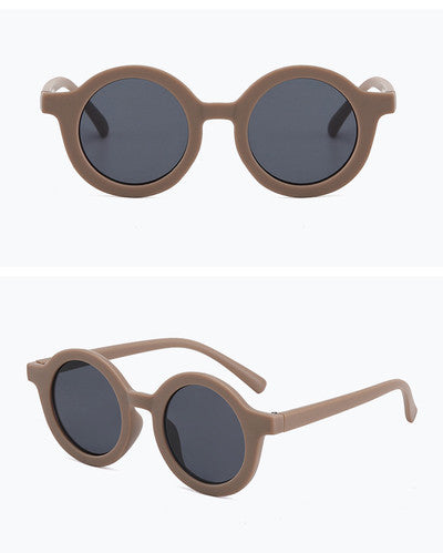 Cafe Sunnies – Smooth, Timeless & Effortlessly Cool | Minnie and The Higgs