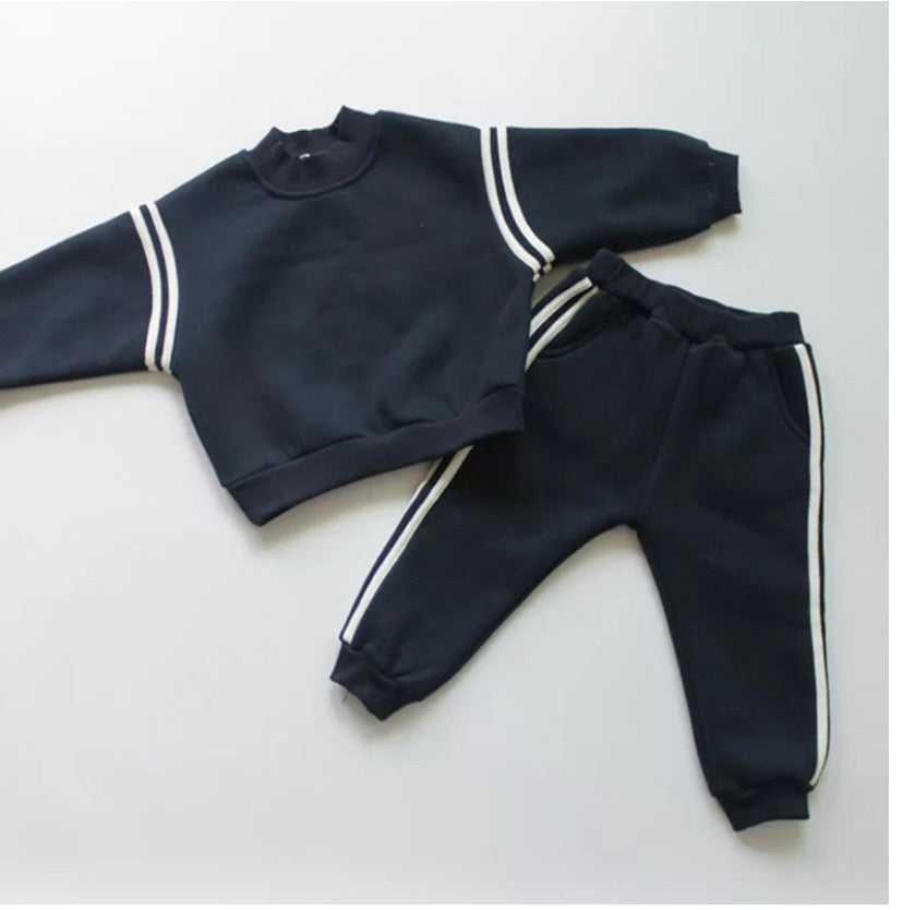 Jasper Track Suit – Cozy, Cool & Built for Winter image 0