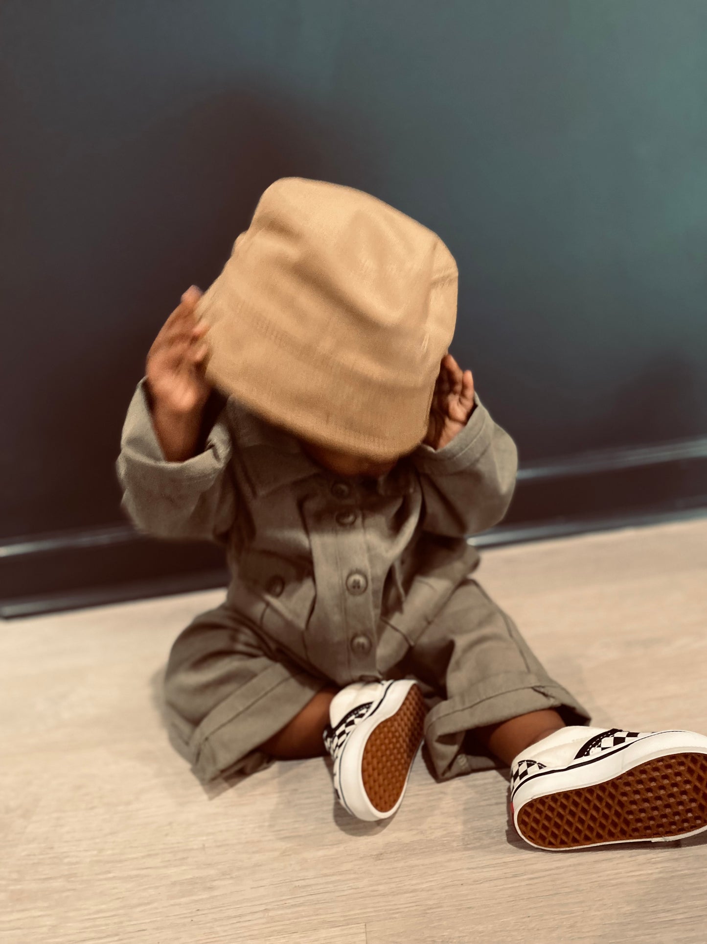 Khaki Bucket Hat – Classic Cool for Every Adventure